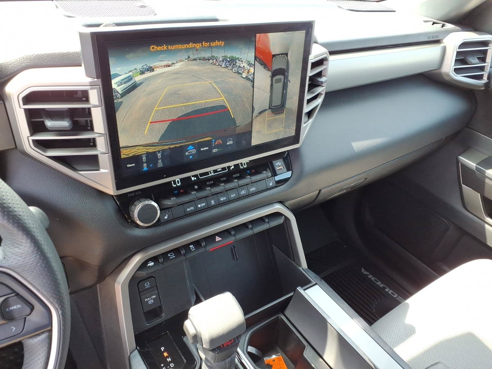 2025 Toyota Sequoia SR5 - Photo 10