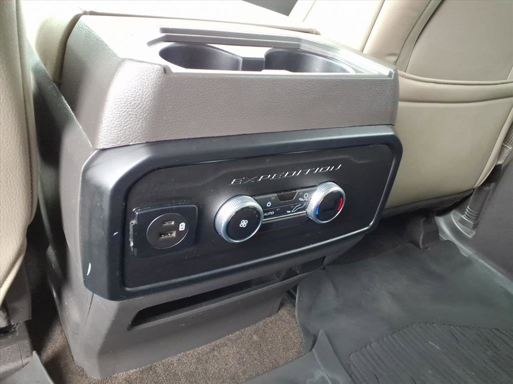 Used 2021 Ford Expedition XLT SUV