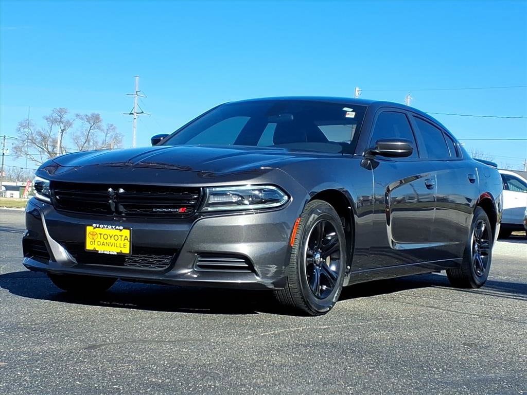 2020 Dodge Charger SXT's photo