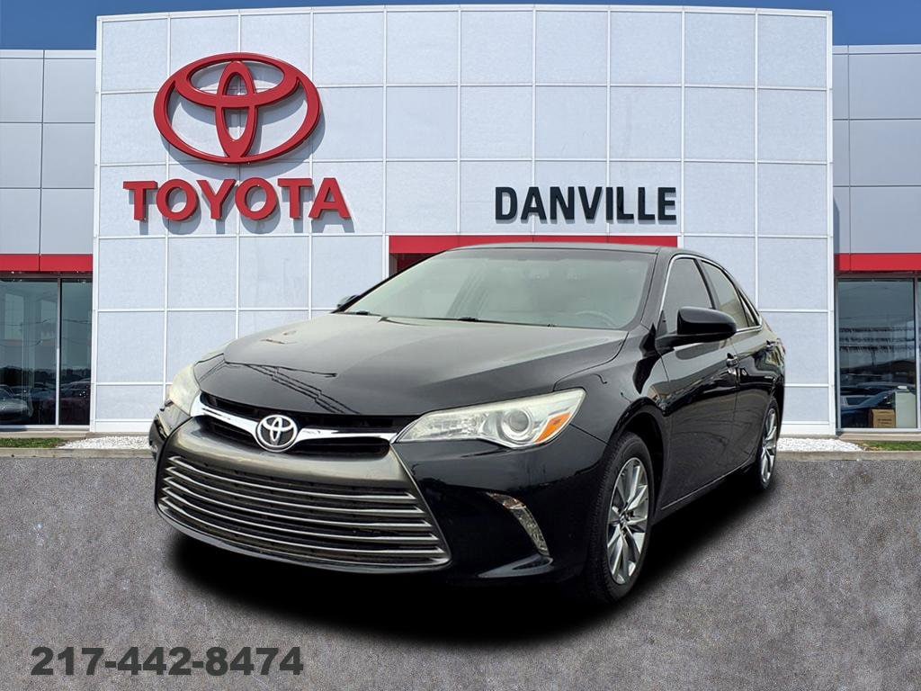 Used 2017 Toyota Camry XLE Sedan