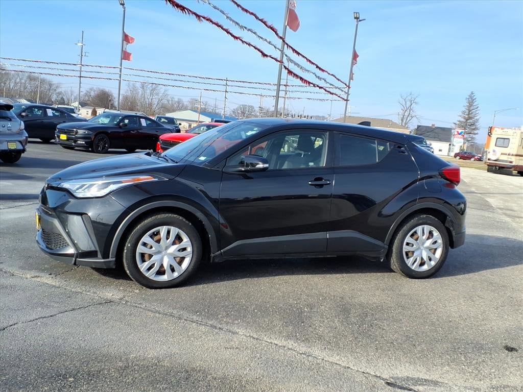 Used 2020 Toyota C-HR LE SUV