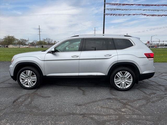 Used 2019 Volkswagen Atlas SEL Premium with VIN 1V2NR2CA3KC531589 for sale in Tilton, IL