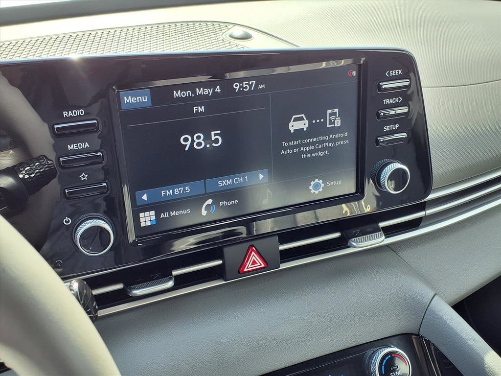 Used 2022 Hyundai Elantra SEL Sedan