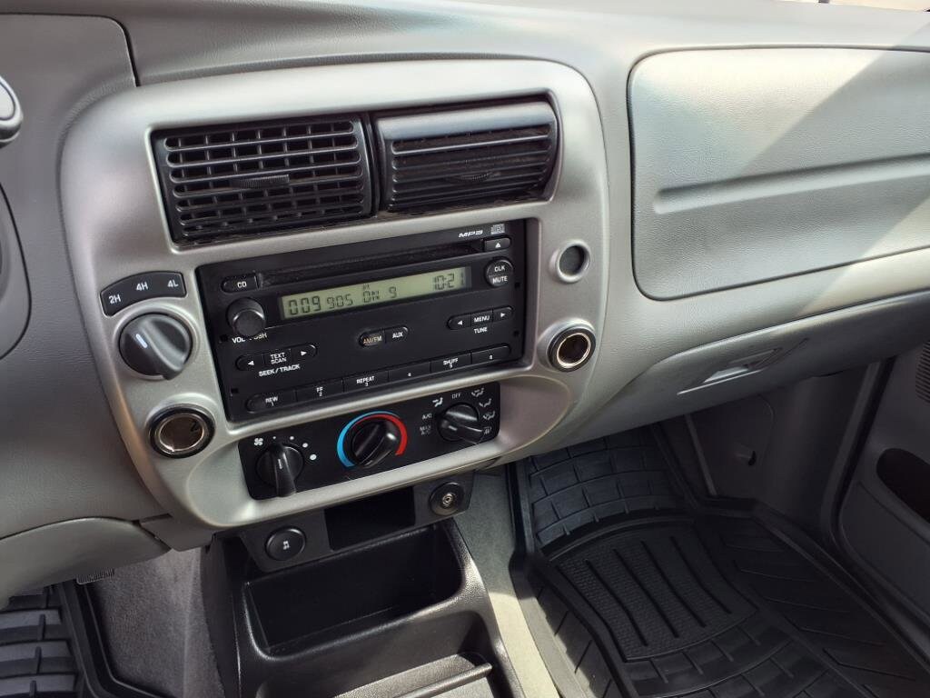 2011 Ford Ranger photo 3