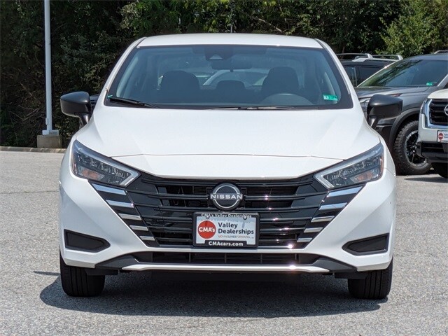 2025 Nissan Versa 1.6 S photo 2