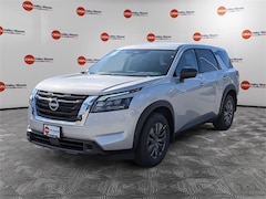 2025 Nissan Pathfinder S SUV
