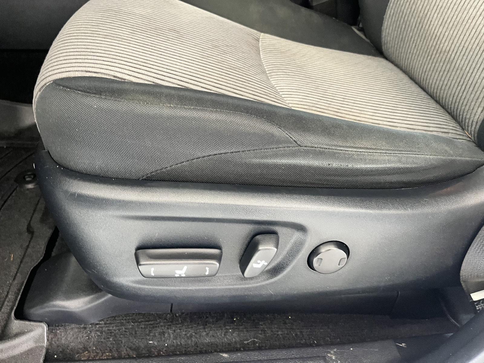 2019 Toyota 4Runner SR5 - Photo 18