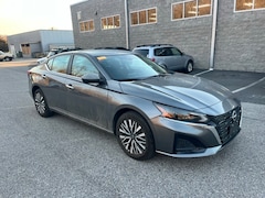 2025 Nissan Altima 2.5 SV Sedan