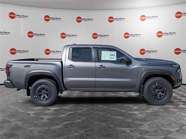 2026 Nissan Frontier PRO-4X photo 3
