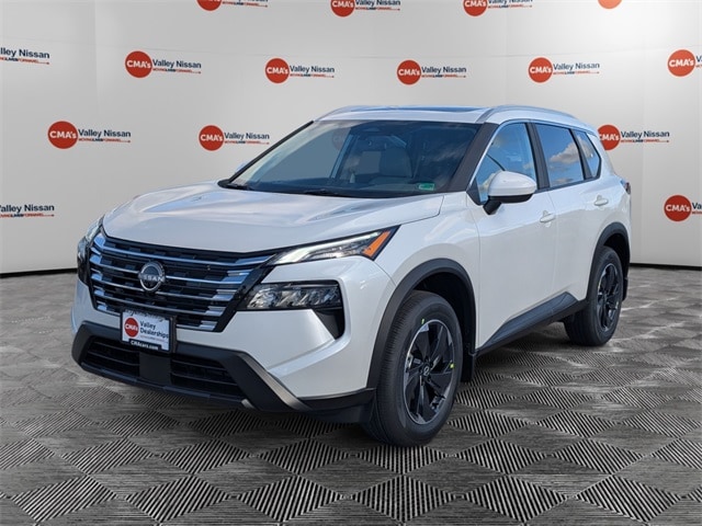 2026 Nissan Rogue SV's photo