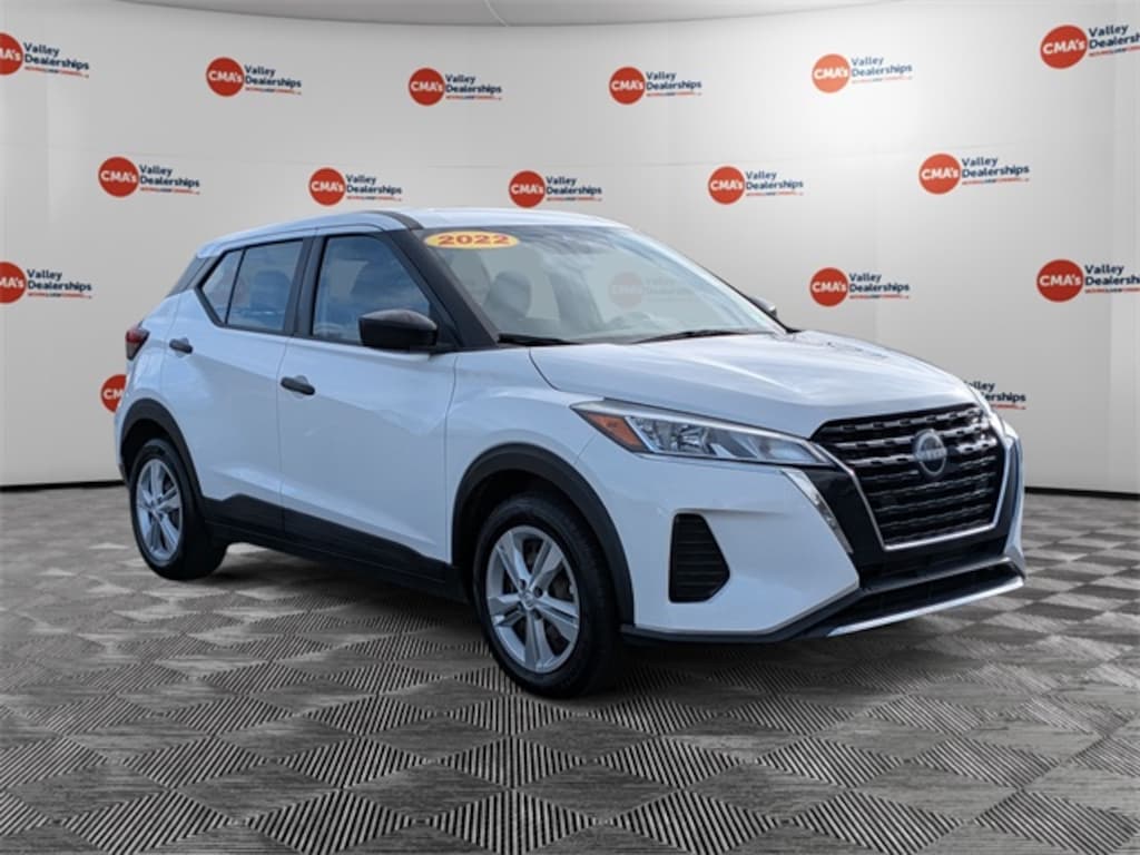 Used 2022 Nissan Kicks S SUV
