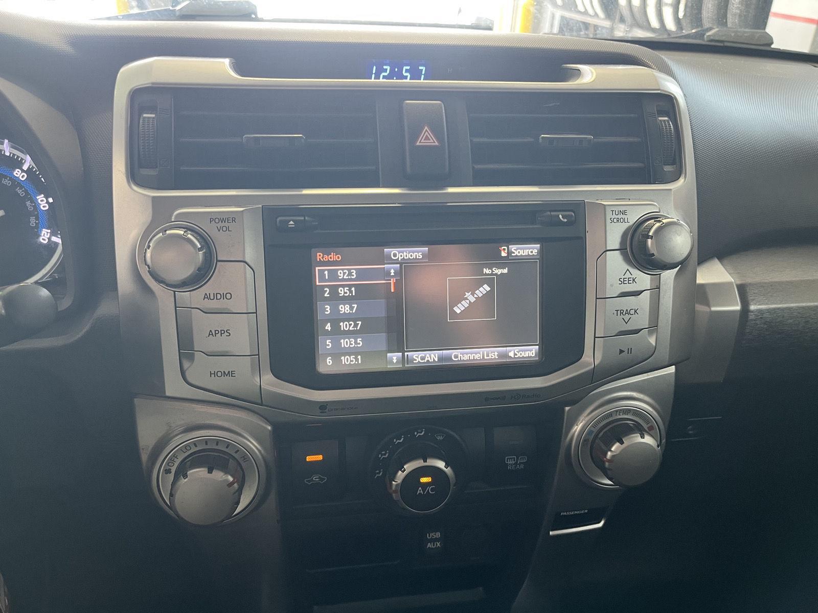 2019 Toyota 4Runner SR5 - Photo 26