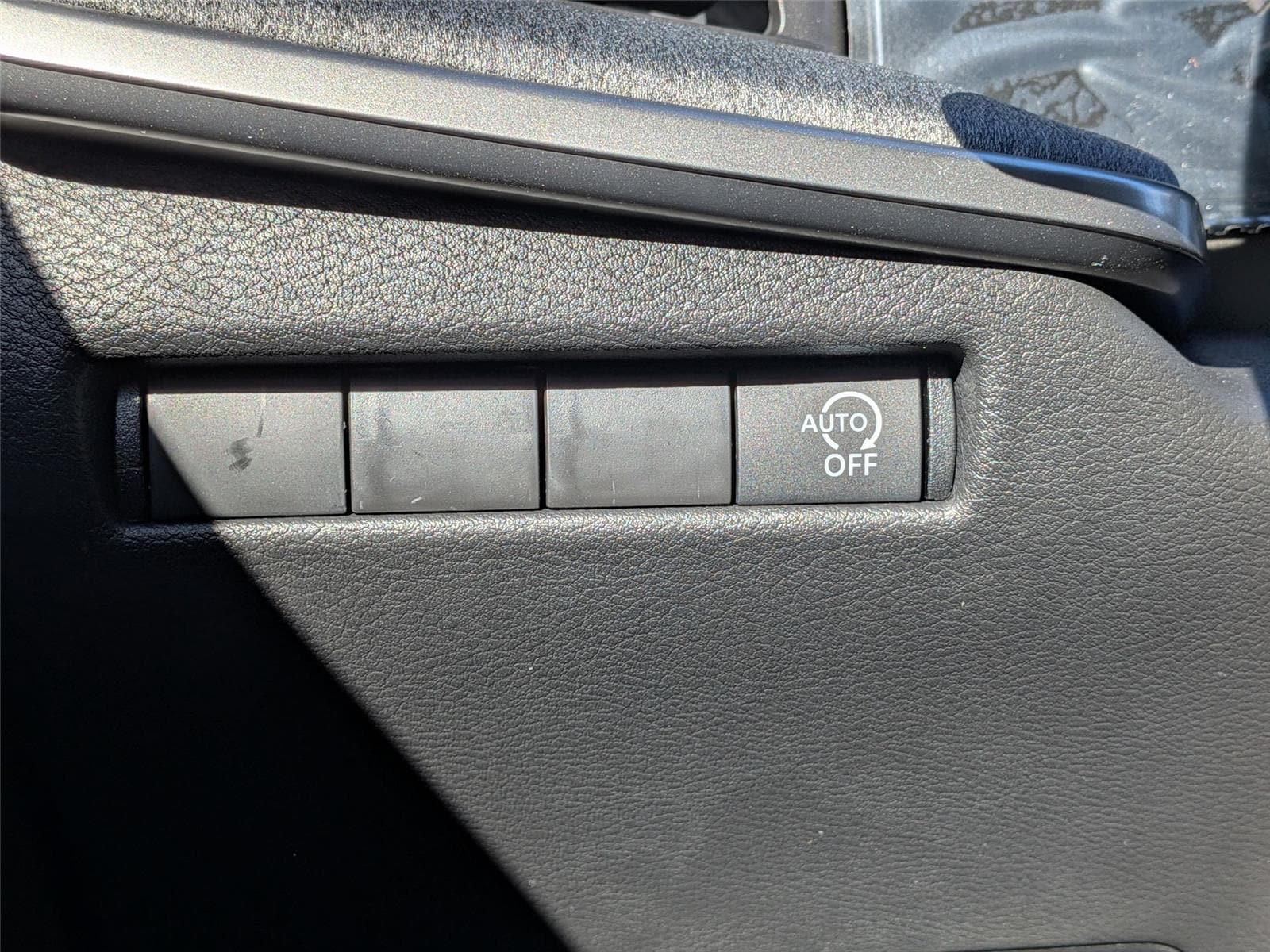 2026 Nissan KICKS SV - Photo 23