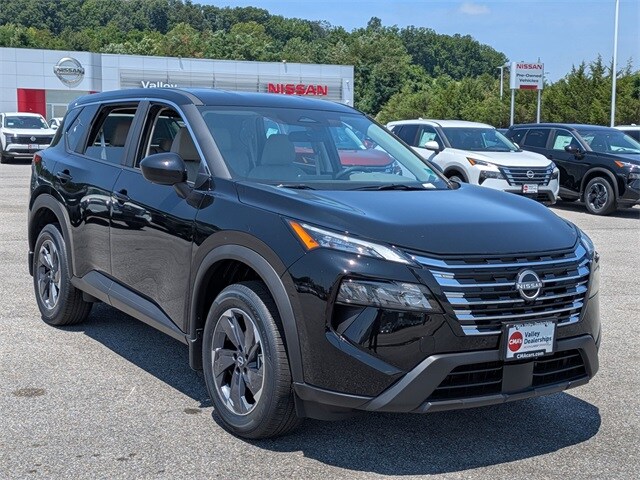 2025 Nissan Rogue SV photo 3