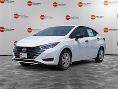 2025 Nissan Versa 1.6 S Sedan