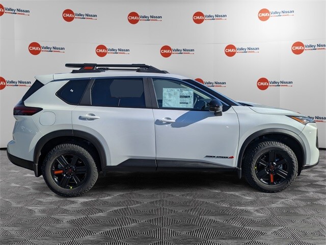 2026 Nissan Rogue SV photo 4