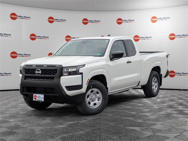 2026 Nissan Frontier S's photo