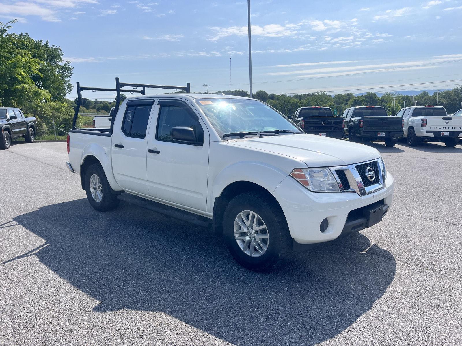 2018 Nissan Frontier 4.0 SV Crew Cab 4X4 AT SWB's photo