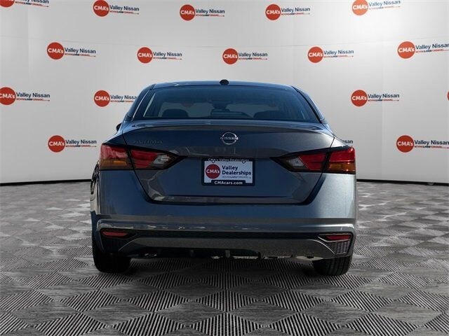 2025 Nissan Altima 2.5 S photo 4