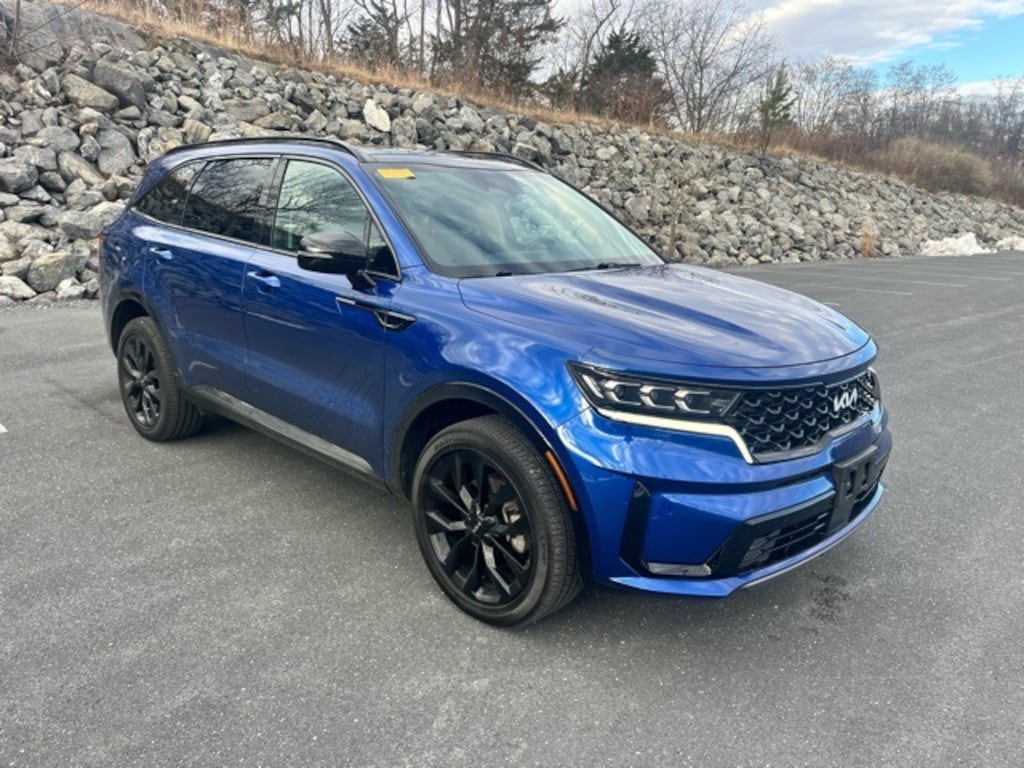 Used 2023 Kia Sorento SX SUV