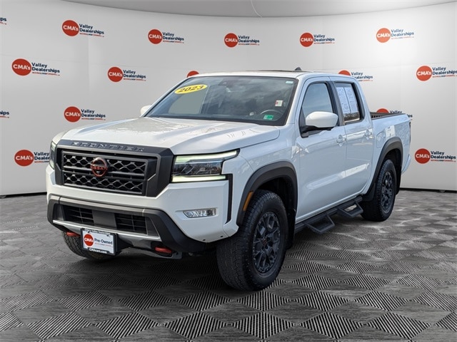2023 Nissan Frontier PRO-4X's photo