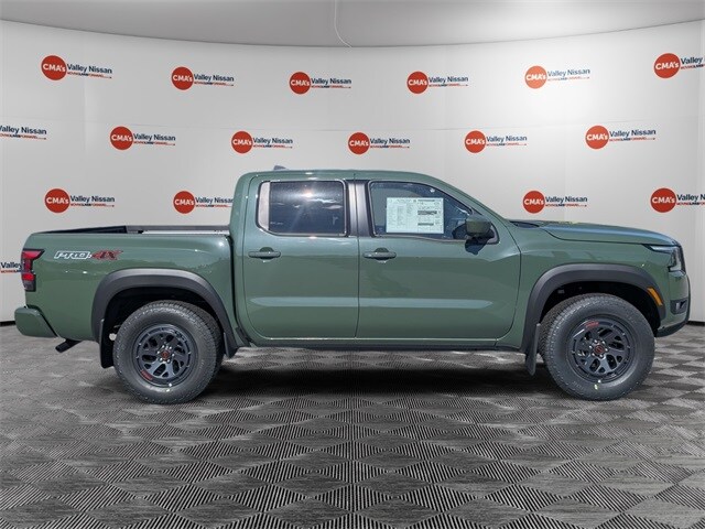 2026 Nissan Frontier PRO-4X photo 3