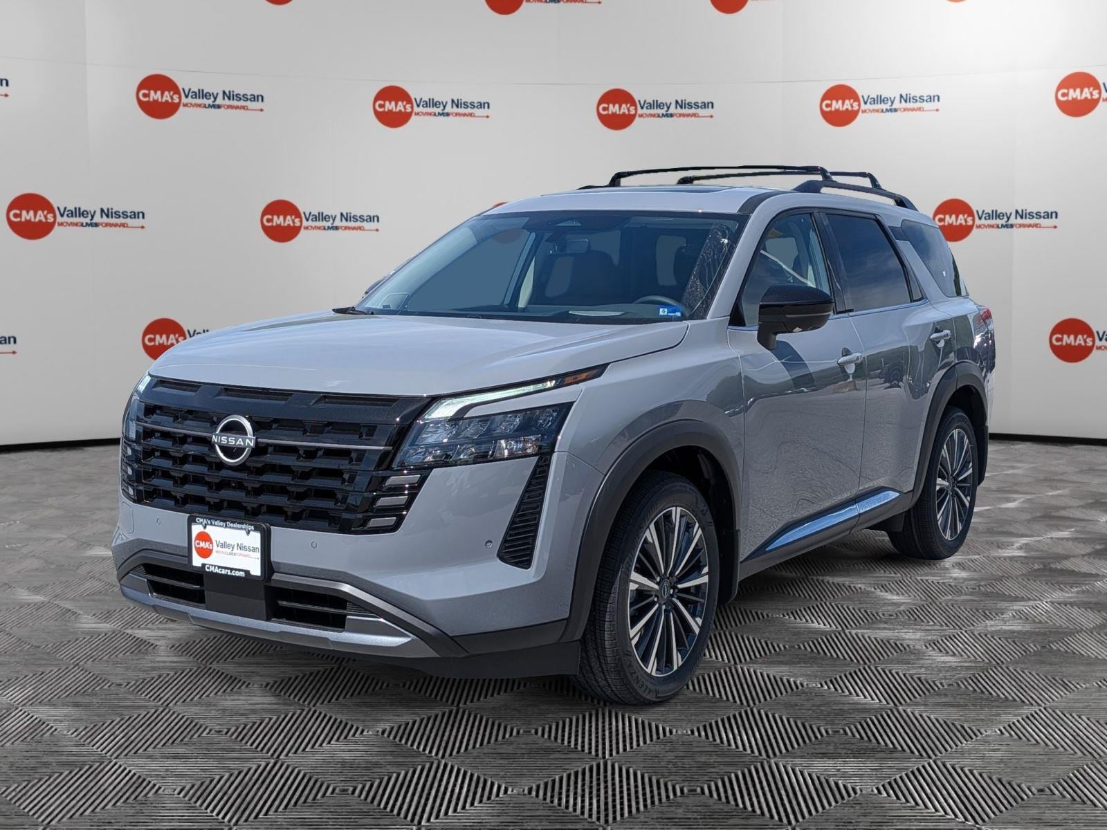 2026 Nissan Pathfinder Platinum 4WD's photo