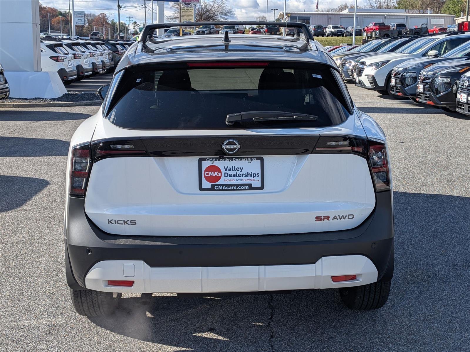 2026 Nissan KICKS SR AWD - Photo 6