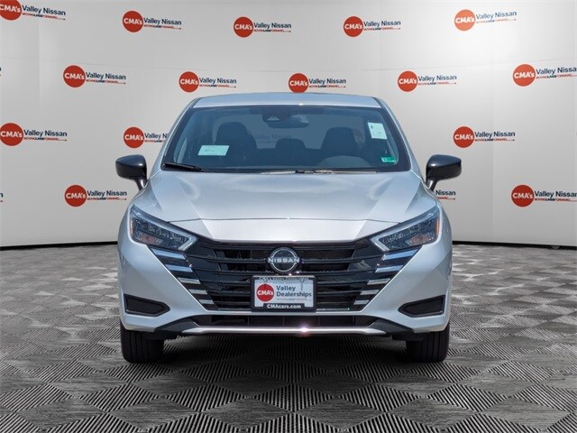 2025 Nissan Versa 1.6 S photo 2