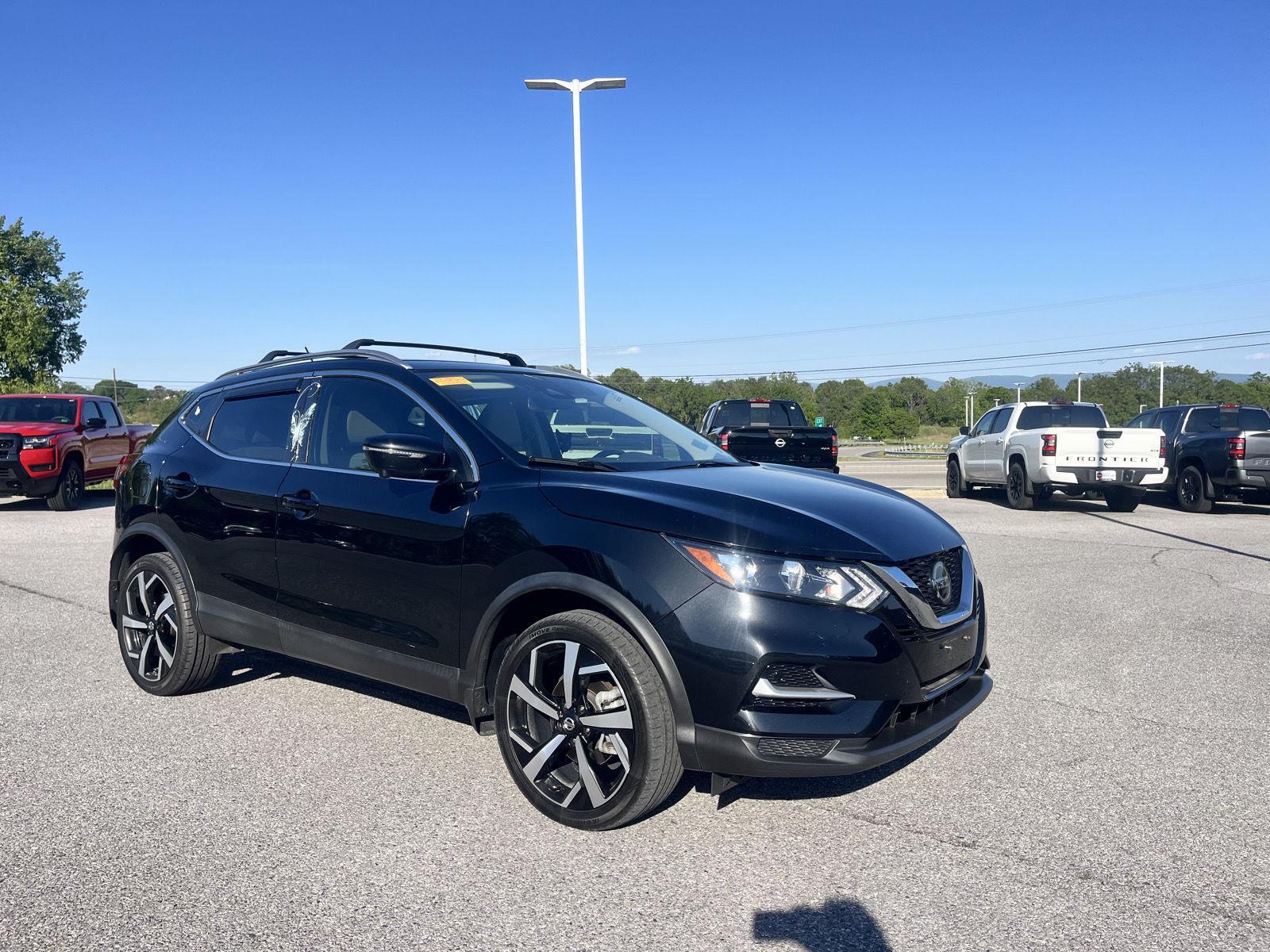 2021 Nissan Rogue Sport SL AWD's photo