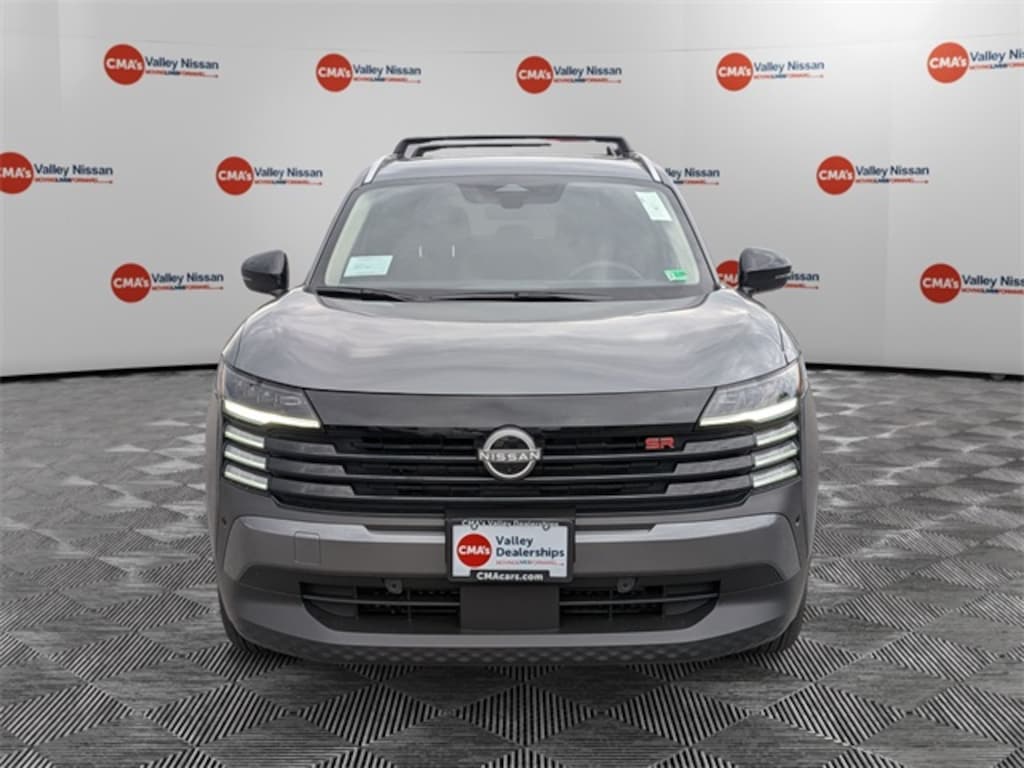 New 2026 Nissan Kicks SR SUV