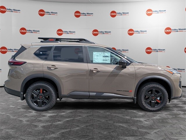 2026 Nissan Rogue SV photo 2