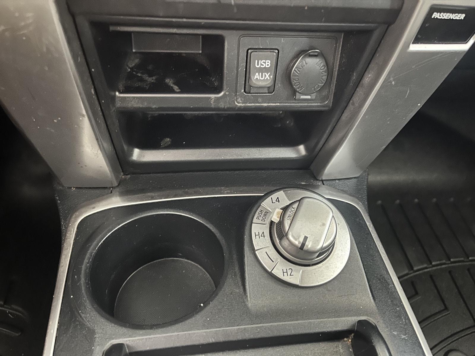 2019 Toyota 4Runner SR5 - Photo 28