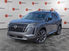 2026 Nissan Pathfinder Platinum SUV
