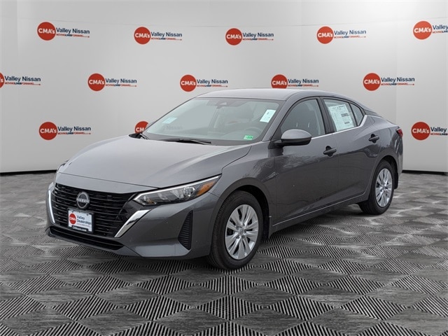 2025 Nissan Sentra S's photo