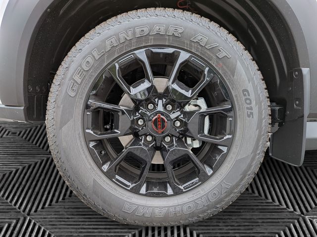2025 Nissan Armada PRO-4X - Photo 9