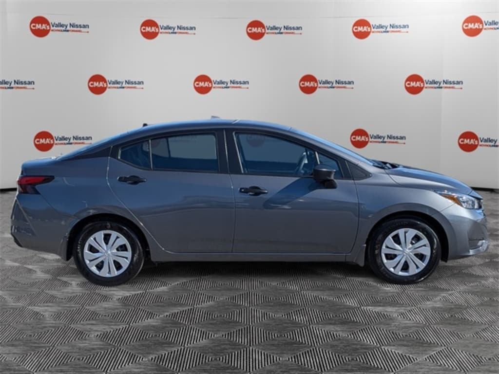 New 2025 Nissan Versa 1.6 S Sedan