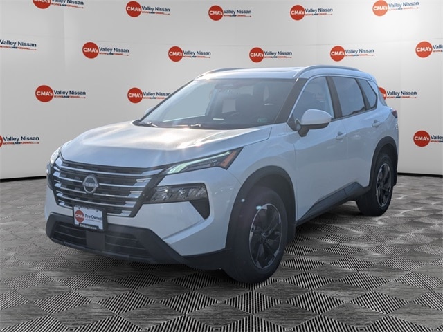 2026 Nissan Rogue SV's photo