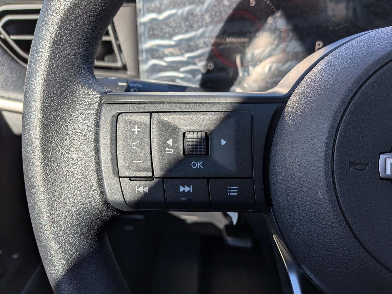 2026 Nissan KICKS SV - Photo 13