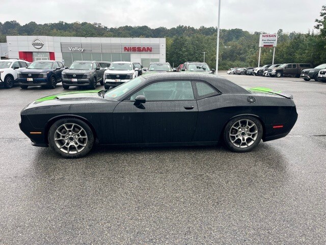 2017 Dodge Challenger GT photo 4