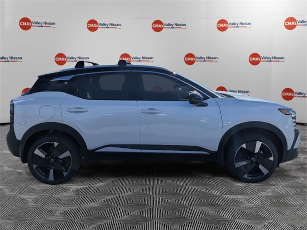 New 2026 Nissan Kicks SR SUV