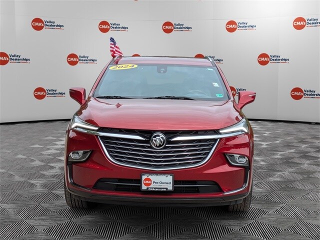 2024 Buick Enclave Premium photo 2
