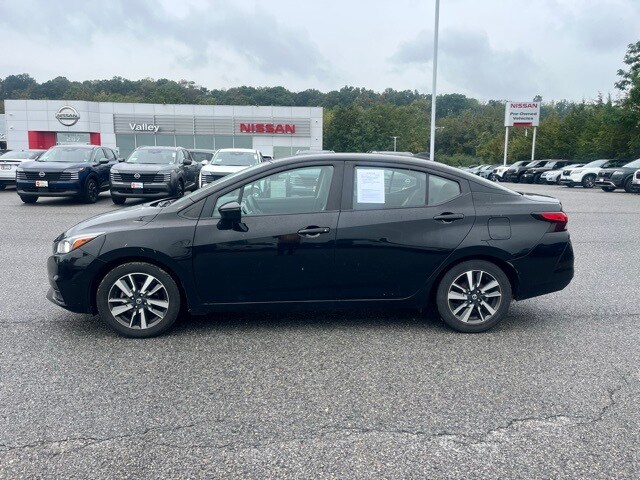 2021 Nissan Versa 1.6 SV photo 4