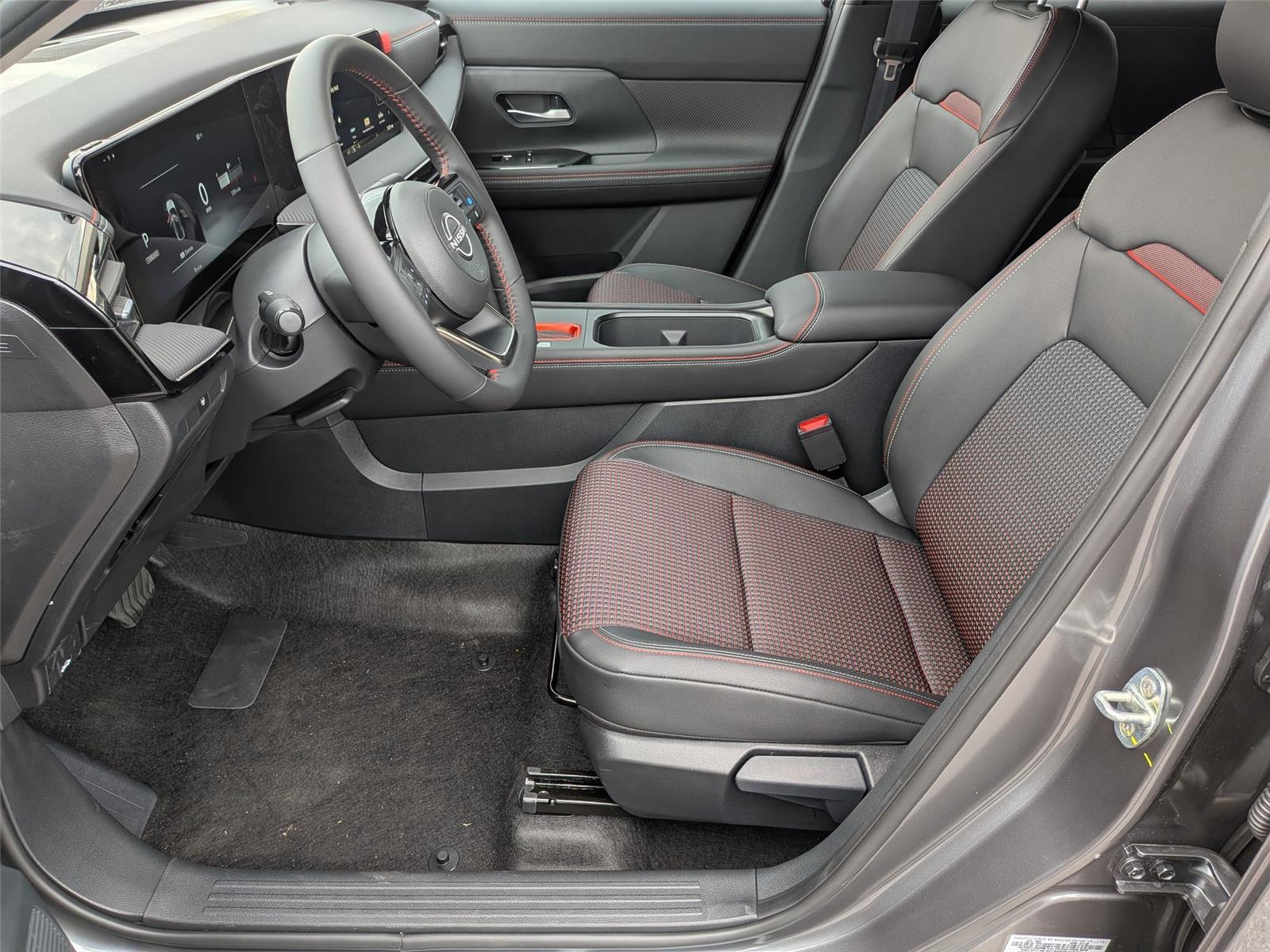 2026 Nissan KICKS SR AWD - Photo 10