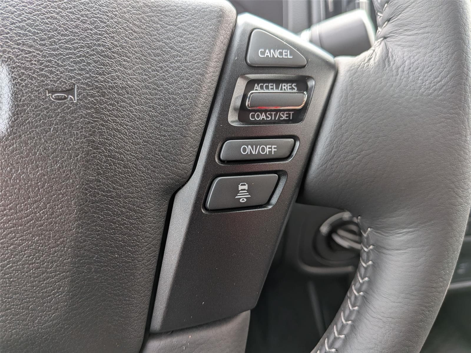 2026 Nissan Frontier SV - Photo 14