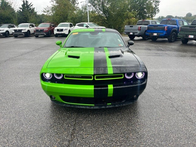 2017 Dodge Challenger GT photo 2