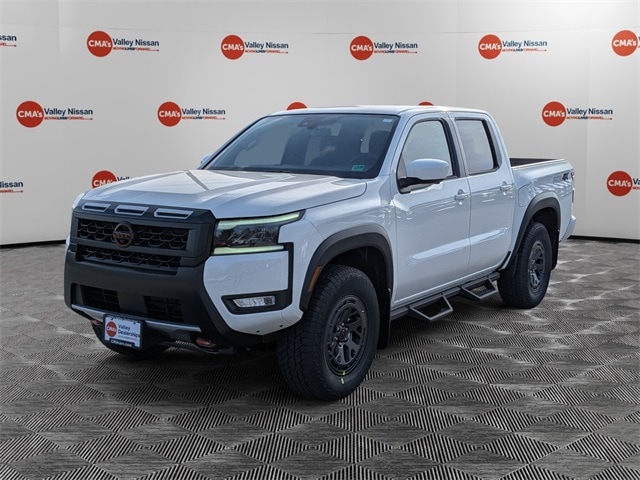 2026 Nissan Frontier PRO-4X's photo