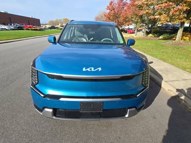 Used 2024 Kia Ev9 Land with VIN KNDADFS51R6028145 for sale in Staunton, VA