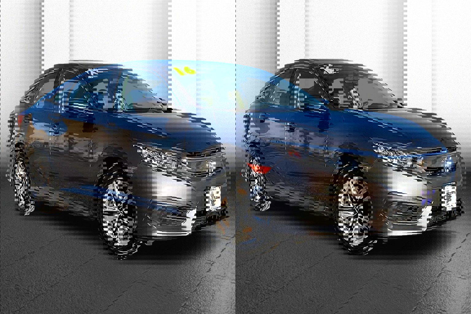 2016 Honda Civic LX's photo