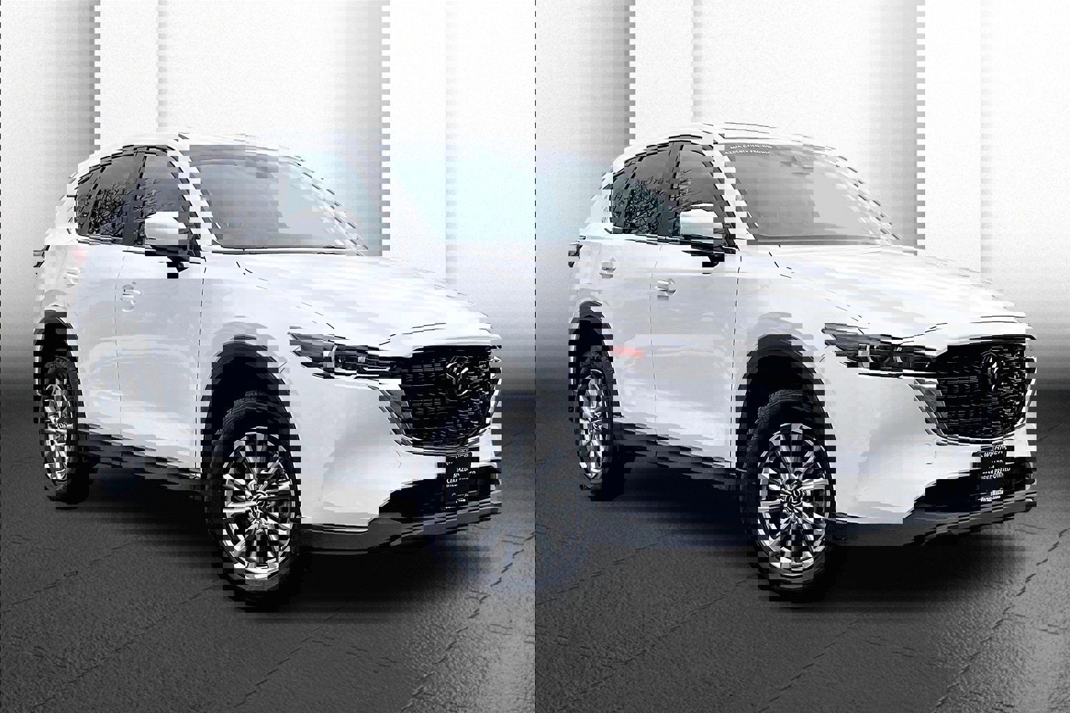 2023 Mazda CX-5 S Preferred package's photo